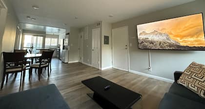 New 2-bedroom apartment in charming Burbank Empire Center with WiFi, AC