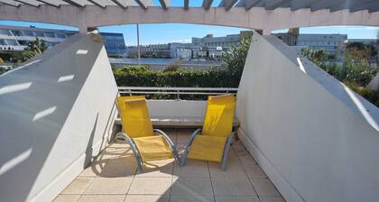 Naturiste Cap d'Agde Port Ambonne 103