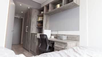 Apartment, 2 Bedrooms, Non Smoking | Free WiFi