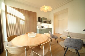 Living area - Smart appart - downtown (Brussels)