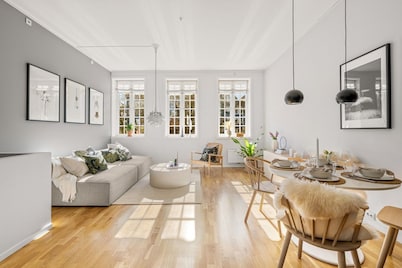 2-bedroom condo in Stavanger with fully equipped kitchen and home office setup