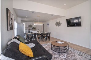 บ้านพัก | 4 ห้องนอน
