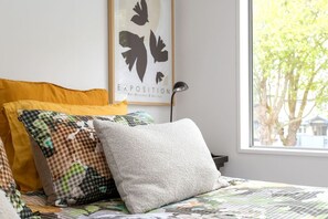 2 bedrooms, desk, iron/ironing board, free WiFi
