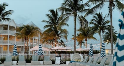 Marathon Oceanfront Suite | King Bed + Kitchenette