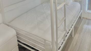 1 bedroom, in-room safe, desk, free WiFi