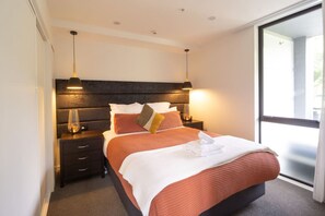 2 sovrum, skrivbord, strykjärn/strykbräda och wi-fi