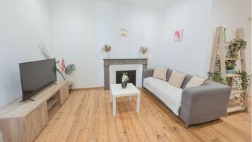 Smart TV, books, offices