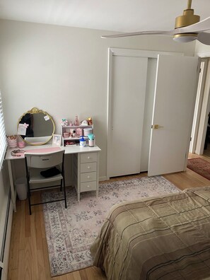 4 chambres, bureau, Wi-Fi gratuit, draps fournis