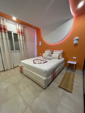 3 bedrooms, iron/ironing board, WiFi, bed sheets - DARE IMRANE (Houmt Souk)