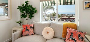 TV, offices - Ocean View Suite at Pismo Beach Club (Pismo Beach)