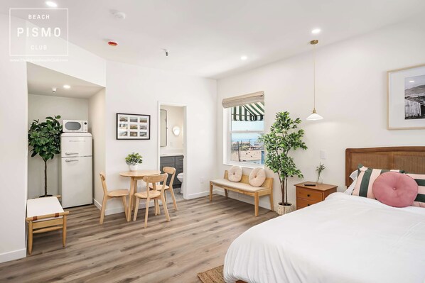 1 Schlafzimmer, Schreibtisch, WLAN, Bettwäsche