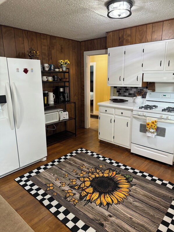 Microwave, oven, stovetop