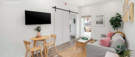 Televisión y oficina