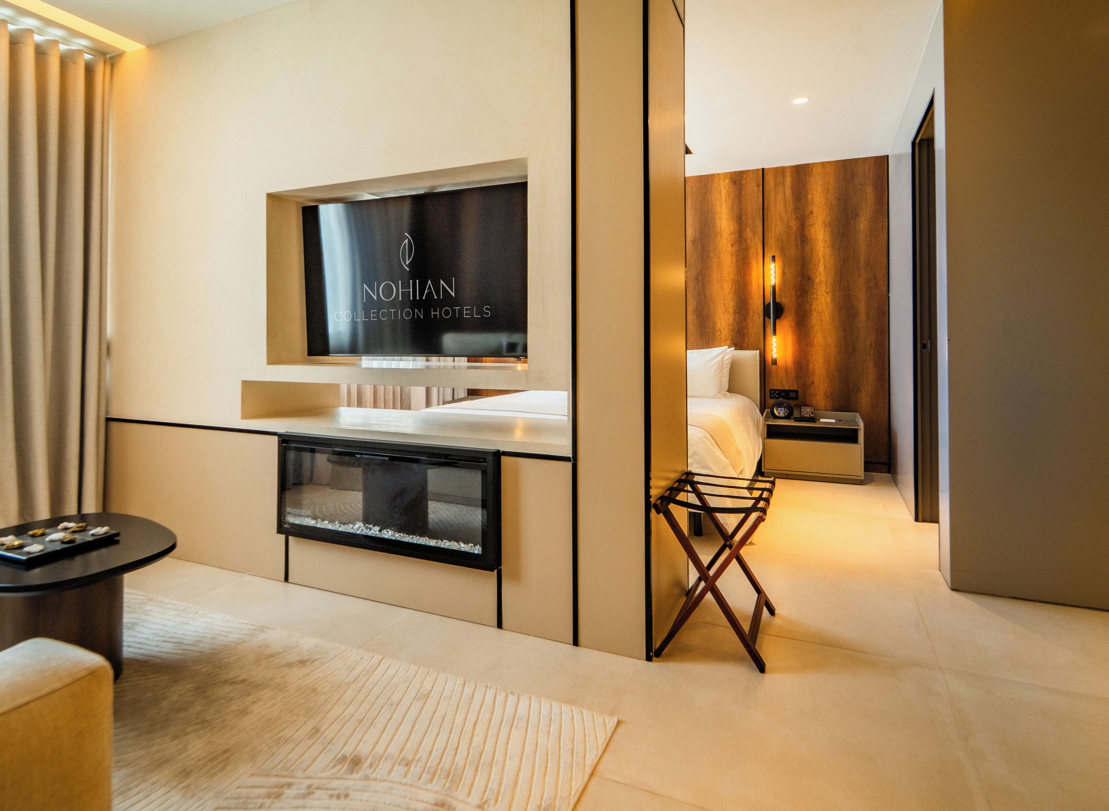 Deluxe kamer, 1 kingsize bed | Luxe beddengoed, een kluis op de kamer, geluiddichte muren
