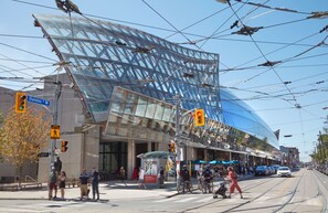 Point of interest - The McCaul by Casa Hotels | Ideal for Groups, DT (Toronto)