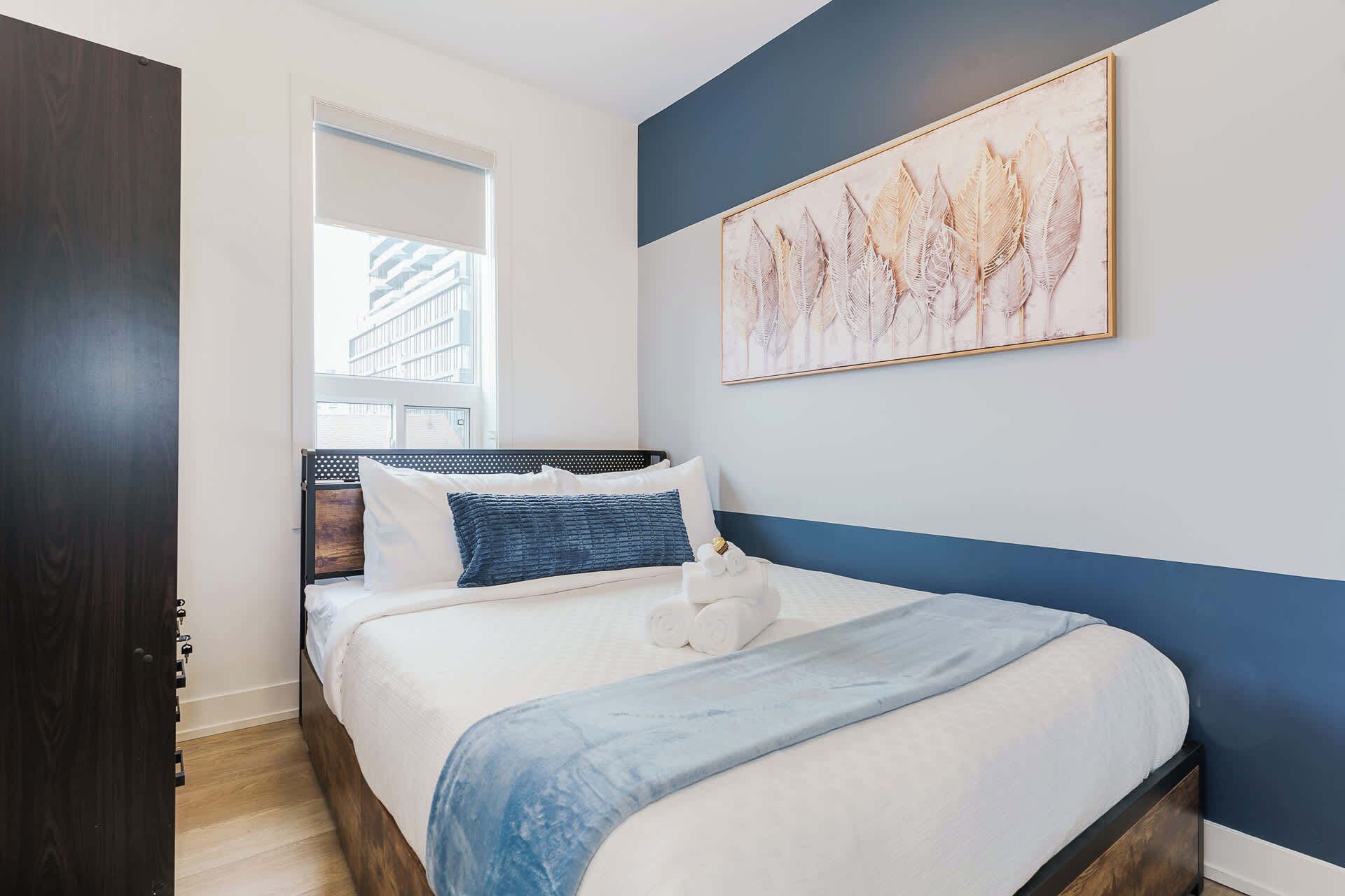 3 bedrooms, desk, iron/ironing board, WiFi