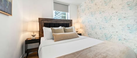 3 bedrooms, desk, iron/ironing board, free WiFi