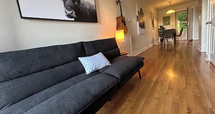 Relaxing 1 bedroom chalet 20 mins to Downtown Knoxville/University of Tennessee