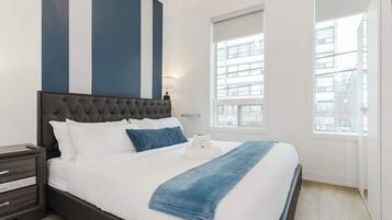 3 sovrum, skrivbord, strykjärn/strykbräda och wi-fi