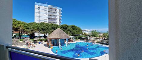 Departamento, 1 habitación, Terraza, vista al océano | Alberca | Alberca al aire libre