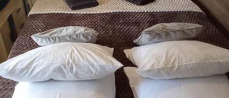 1 habitación, tabla de planchar con plancha y wifi gratis