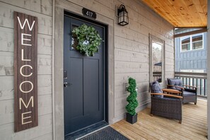 تفاصيل الفندق من الخارج