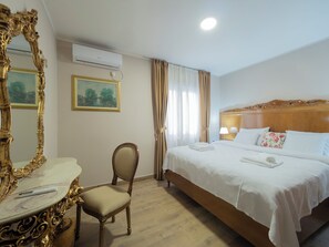 One Bedroom Apartment | Premium bedding, in-room safe, iron/ironing board, free WiFi - Hotel Perun (Budva)