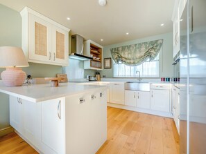 Dishwasher, highchair
