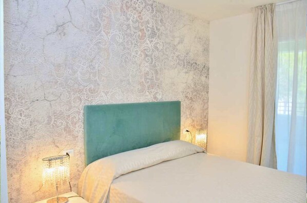 2 bedrooms