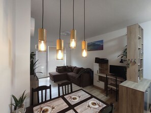 Smart TV, stereo, computer monitors, printers