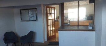 Welsh Mountain Retreat With Studio Flat