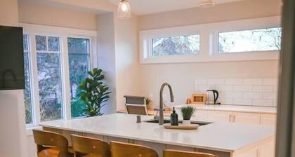 Courtenay Luxe Suite