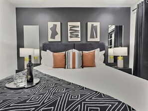 1 habitación, escritorio, tabla de planchar con plancha y wifi gratis 