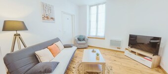 In the heart of Pau - Parking included - 4 Suites