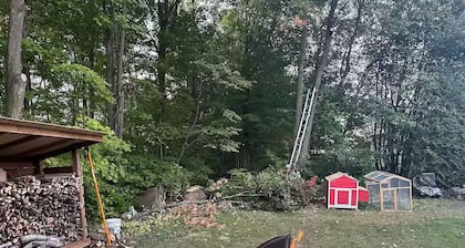 Charming house 45 min north of Montreal, near the ski mountains