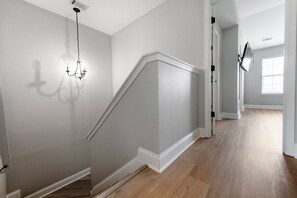 Interior - 3 BR/3 BA Cozy Townhome - 3 Miles from the Masters (Augusta)