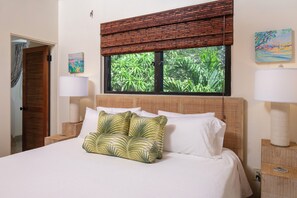 2 bedrooms, in-room safe, iron/ironing board, WiFi