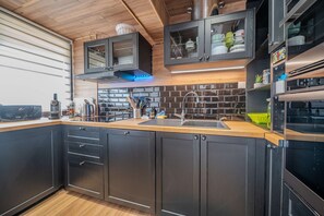 Kühlschrank, Kochgeschirr/Geschirr/Besteck