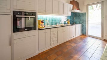 Réfrigérateur, lave-vaisselle