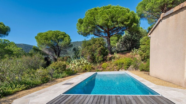 Pool - Villa églantine- Piscine- calme (LE LAVANDOU)