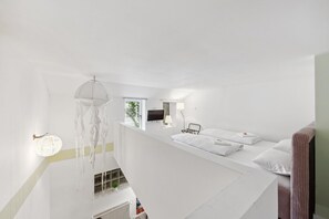 Comfort Duplex, 1 Double Bed, Non Smoking | Free WiFi, bed sheets - The Room 44 (Hamburg)
