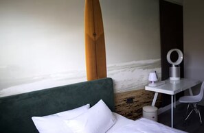 Comfort Double Room, 1 Double Bed, Non Smoking | Free WiFi, bed sheets - The Room 44 (Hamburg)