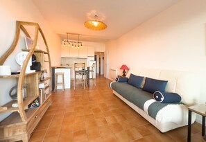 TV - T2- Vue mer Idéal pour les familles (BORMES LES MIMOSAS)