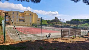 Sport court