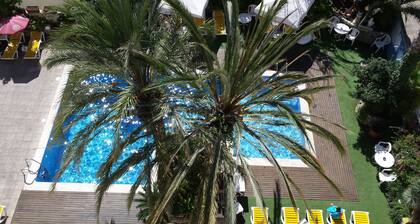 APARTAMENTS MAR BLAU - Calella Beach