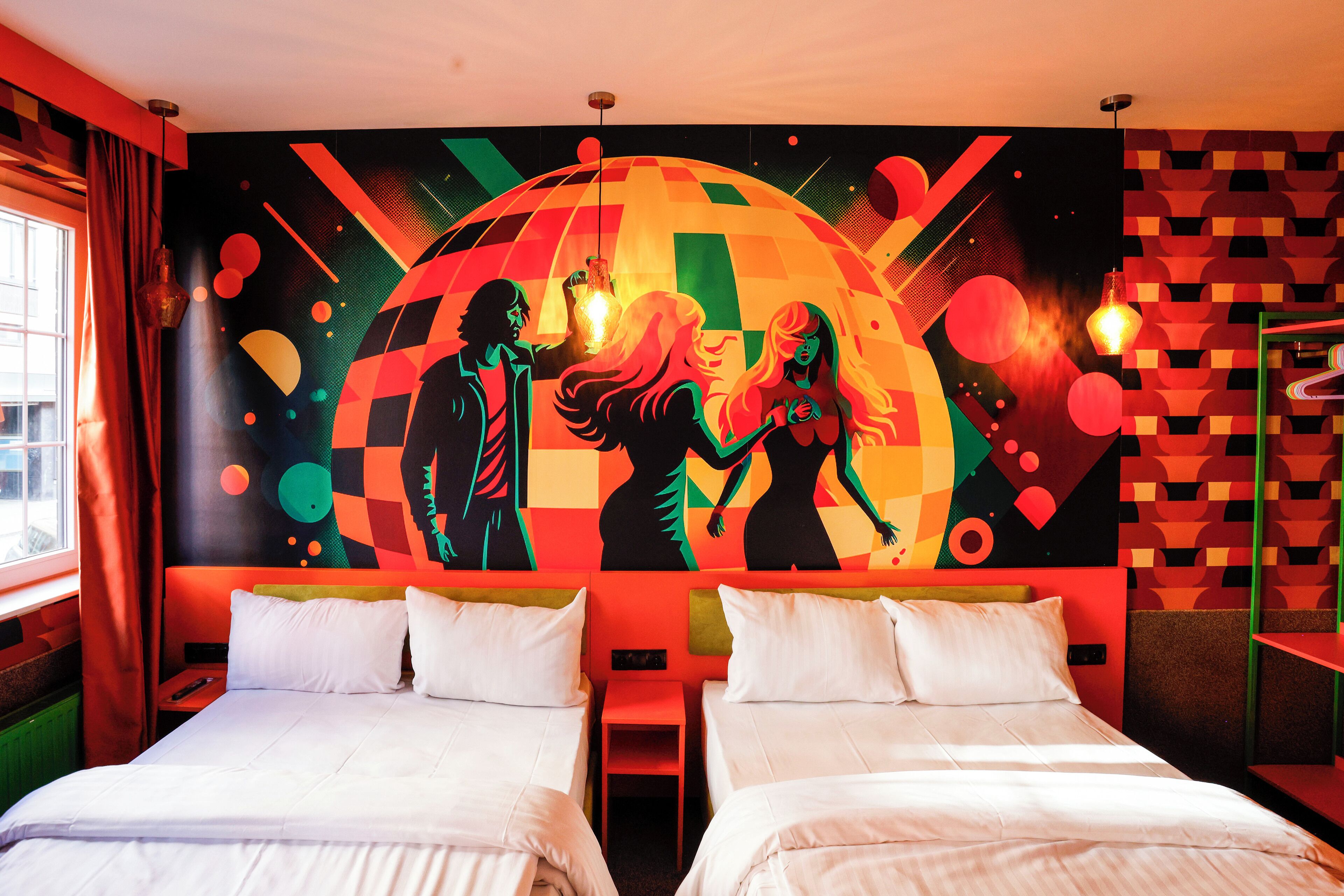 Quadruple Room | Desk, laptop workspace, free WiFi, bed sheets