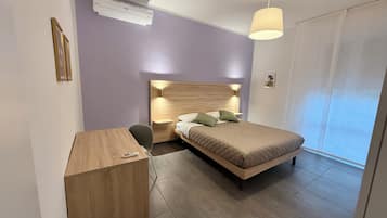 Comfort Apartment | 1 bedroom, blackout drapes, iron/ironing board, free WiFi