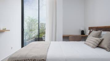 Panoramic Apartment | 1 bedroom, blackout drapes, soundproofing, iron/ironing board