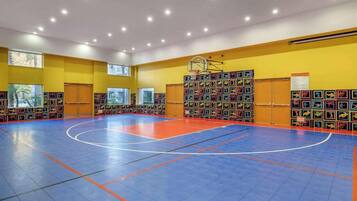 Sport court