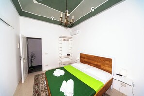 3 bedrooms, free WiFi, bed sheets